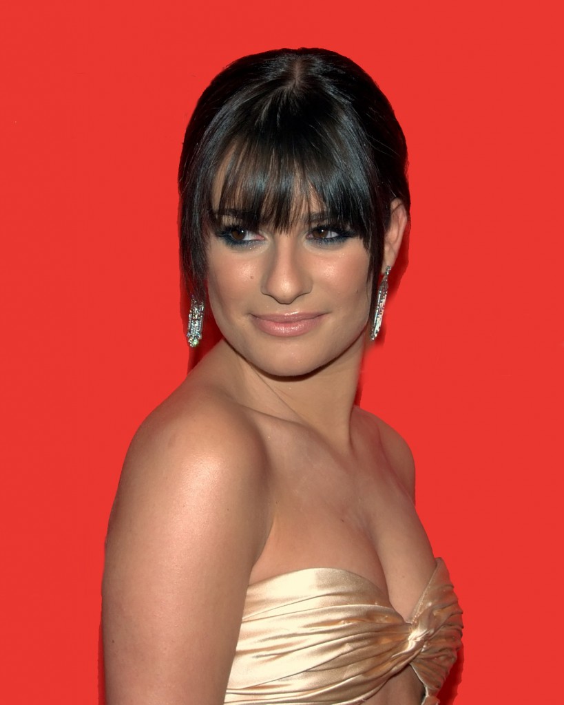 “Glee” star Lea Michele reacts to online rumors.