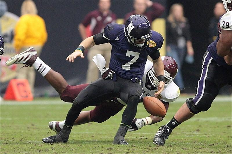 It was a tough day for Northwestern quarterback Dan Persa and the Wildcats, who despite nearly completing the comeback, fell to Texas A&M 33-22 in the 2011 Meineke Car Care Bowl of Texas.