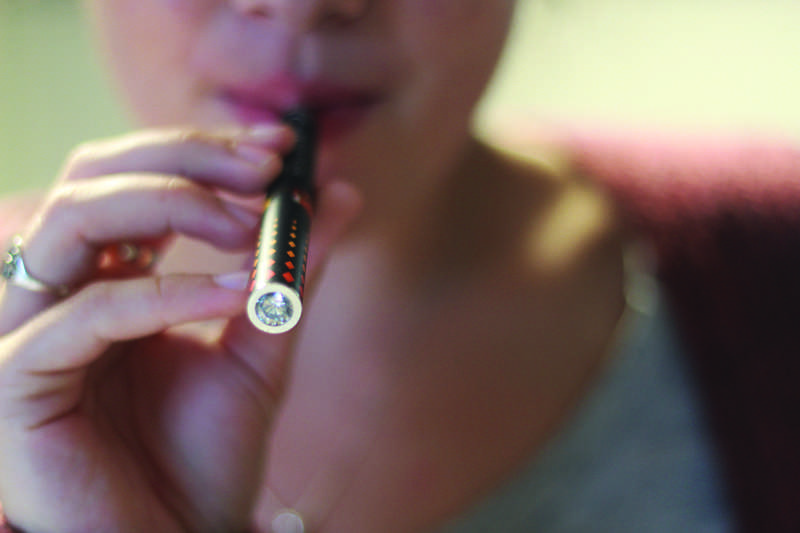  Evanston City Council is weighing a proposed ban on electronic cigarettes, commonly referred to as e-cigarettes. The council will vote on the issue Monday night.
