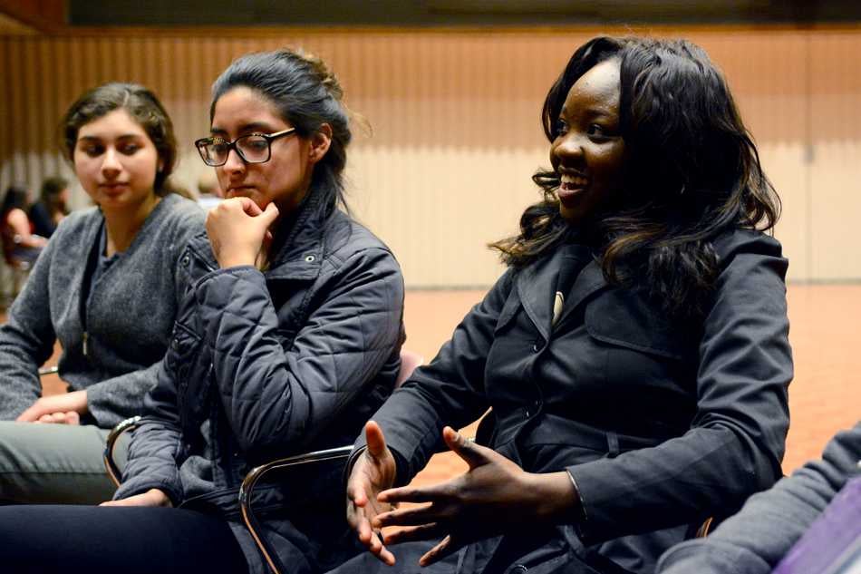 Students discuss the role of socioeconomic status in Northwestern student life Wednesday at a forum held by Quest Scholars. The forum, prompted by the “NU Class Confessions” Tumblr, aimed to generate public conversation on issues posed by income inequality.
