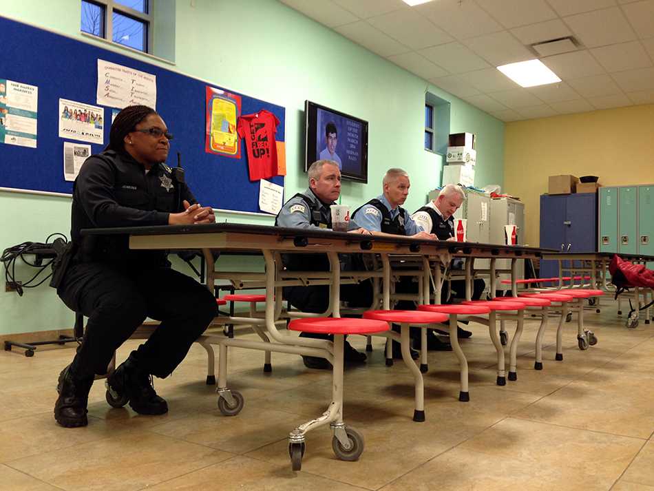The Chicago Police Department’s 24th district holds a meeting in Rogers Park Thursday evening. This branch of the CPD is working with Evanston police to reduce violence around the border between the two cities.