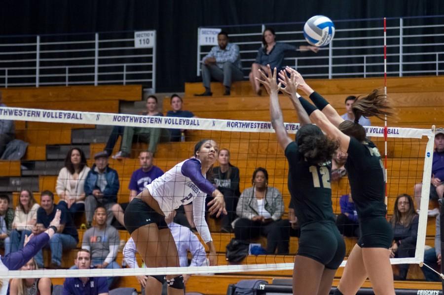 After being benched midway through Northwestern’s match against No. 9 Illinois on Wednesday, freshman Symone Abbott re-entered in time to play a major role in the Wildcats 3-2 victory. NU plays Illinois again Saturday, this time in Champaign, Illinois.