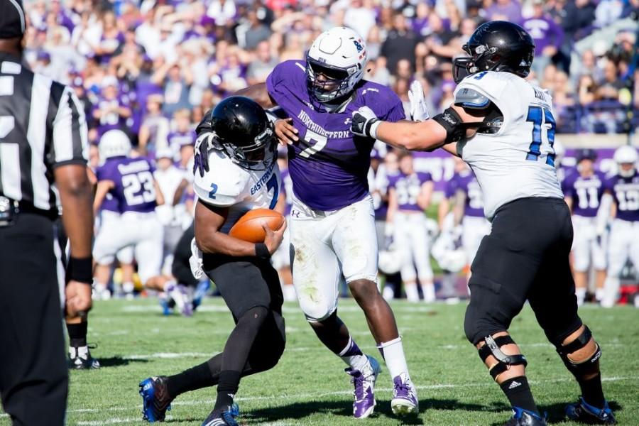 Defensive+end+Ifeadi+Odenigbo+and+the+Northwestern+defense+could+have+their+hands+full+with+Duke+quarterback+Thomas+Sirk%2Ca+dual-threat+quarterback+in+his+first+season+as+a+starter.