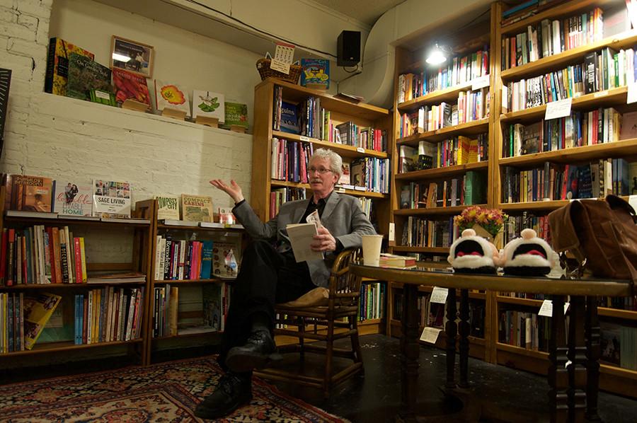 During a discussion of his newest book, Northwestern professor and poet Reginald Gibbons focused on the nuances of poetic language. Gibbons, a National Book Award finalist, spoke Thursday at Bookends and Beginnings. 