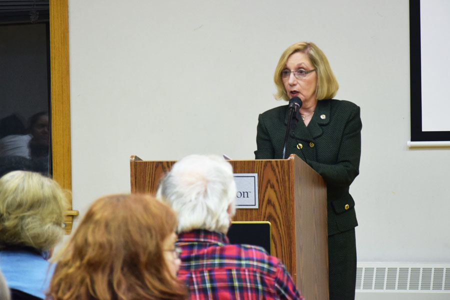 State Rep. Robyn Gabel (D-Evanston) speaks at a town hall meeting Monday evening on the Illinois budget impasse in Evanston. The state has been without a budget for more than four months. 
