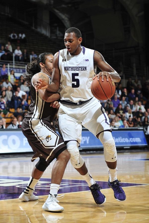 Men's Basketball: Dererk Pardon carries Northwestern to road victory