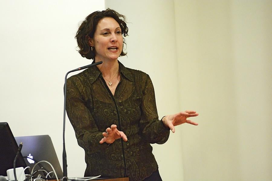 New York Times Magazine writer Emily Bazelon discusses the distinction between journalists and advocates in Harris Hall on Thursday night. Bazelon, who also co-hosts Slate’s “Political Gabfest” podcast, was the Contemporary Thought Speaker Series’ second speaker of this quarter.