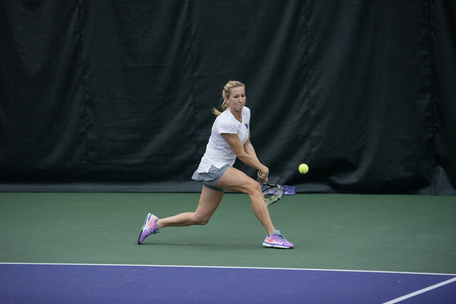 Maddie+Lipp+prepares+to+strike.+The+sophomore+lost+a+close+match+at+No.+2+singles+to+Vanderbilt%2C+but+is+hoping+to+get+back+on+track.+