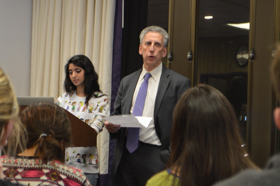 Provost Dan Linzer speaks at Associated Student Government Senate on Wednesday. Linzer defended former U.S. Ambassador to Afghanistan Karl Eikenberry’s appointment as executive director of the Buffett Institute for Global Studies.