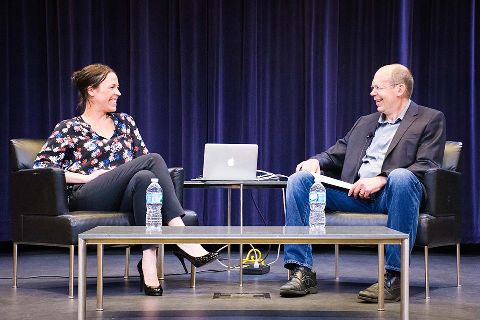 Julie+Snyder+%28left%29+sits+down+with+Medill+lecturer+Alex+Kotlowitz.+The+two+spoke+about+Snyder%E2%80%99s+experiences+producing+the+podcasts+%E2%80%9CSerial%E2%80%9D+and+%E2%80%9CThis+American+Life.%E2%80%9D