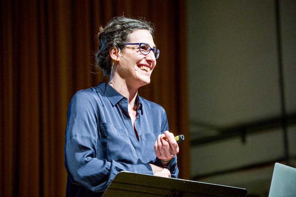 Sarah+Koenig+speaks+in+Ryan+Family+Auditorium.+The+creator+of+Serial+discussed+the+popularity+of+the+podcast%2C+which+has+been+downloaded+more+than+217+million+times.