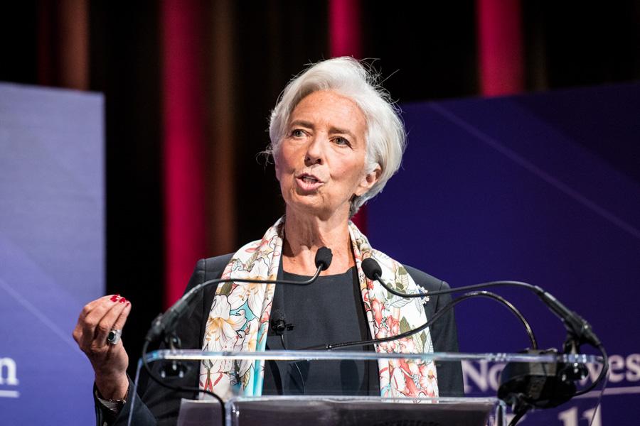 Christine+Lagarde+discuss+economic+policy+during+a+lecture+at+Cahn+Auditorium+on+Wednesday.+The+managing+director+of+the+International+Monetary+Fund+stressed+the+importance+of+free+trade+to+continued+economic+growth.