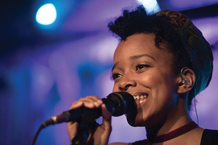 Chicago-based singer Jamila Woods performs at Thursday’s A&O Chicago Benefit. The funds from the concert will be donated to AMASE. 