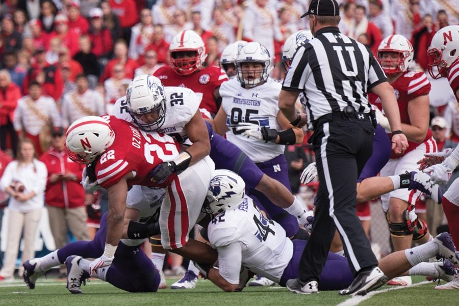 Football: In breakout seasons, pair of Northwestern linebackers take play to new heights