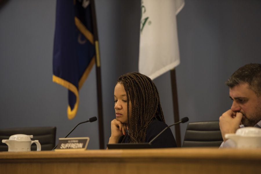 Ald. Robin Rue Simmons (5th) thinks at a City Council meeting. Aldermen adopted a new sexual harassment policy to comply with a new state law at the meeting Monday. 