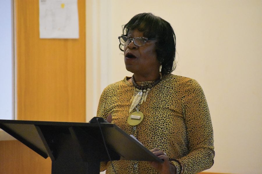 Willie Shaw speaks at an event hosted by the NAACP’s Evanston chapter. She called for legal reform to end the mass incarceration of young black men. 