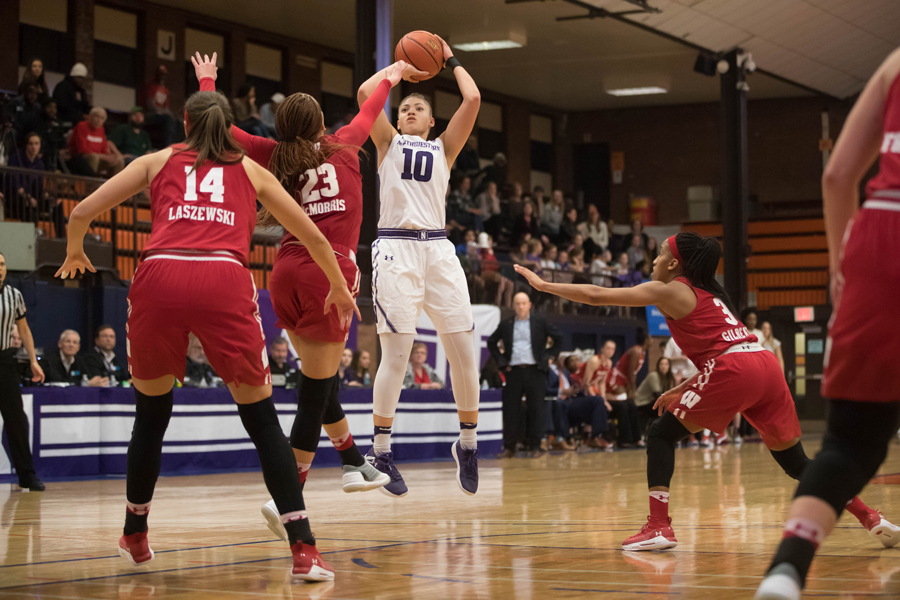Northwestern women’s basketball beats Wisconsin in Big Ten Tournament