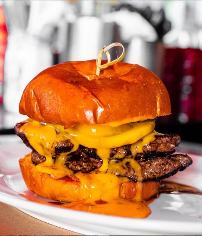 A+burger+from+5+Napkin+Burger+in+New+York+City.+The+photo%2C+posted+to+Grace+Jaeger%E2%80%99s+food+account%2C+was+sent+in+by+a+follower+of+the+account.