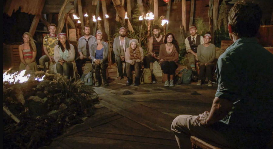 Jeff+Probst+chats+with+the+final+11+contestants+on+Survivor%3A+Edge+of+Extinction.+The+shows+unpredictable+finale+aired+Wednesday.+