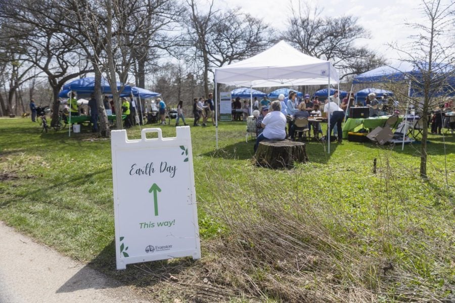 On Saturday morning, the Evanston Ecology Center hosted an Earth Day celebration with several environmentally-conscious community organizations.