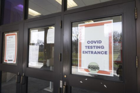 Northwestern COVID-19 positivity rate stable amid decreasing testing on campus