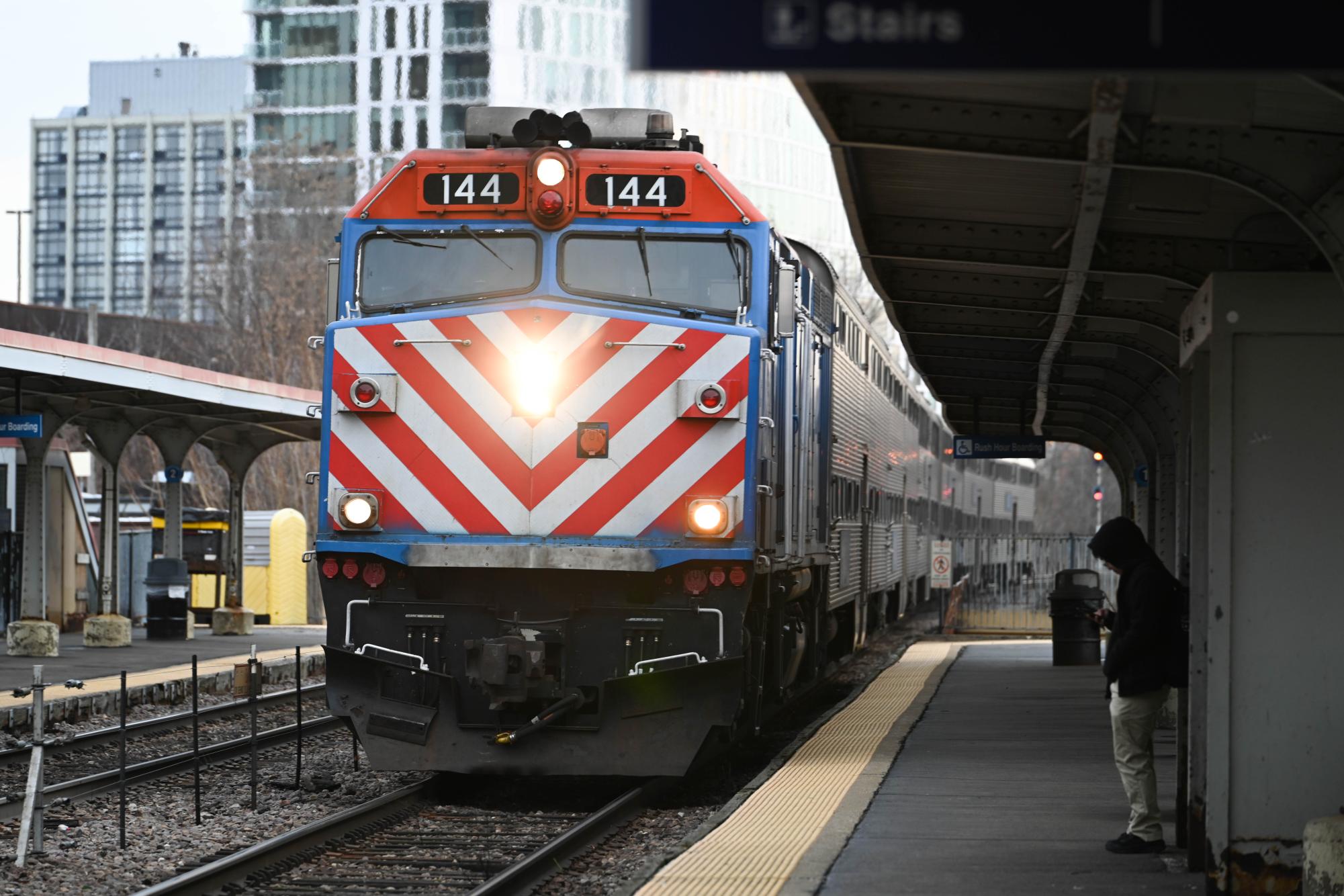 Metra riders may see lower fares starting in February