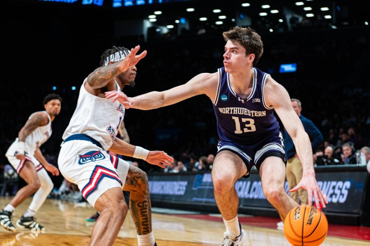 Junior+guard+Brooks+Barnhizer+drives+to+the+rim+in+Friday%E2%80%99s+victory+over+Florida+Atlantic.+Ahead+of+Northwestern%E2%80%99s+Round+of+32+matchup+with+Connecticut%2C+Barnhizer+relished+the+underdog+mentality+the+%E2%80%98Cats+have.