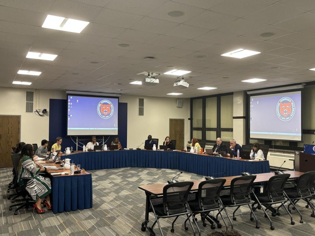 The district’s financial forecast projected a budget deficit by fiscal year 2027 if the board maintains its current policies. This does not account for “mitigating strategies” currently being planned by the board, Chief Financial Officer Kendra Williams said.
