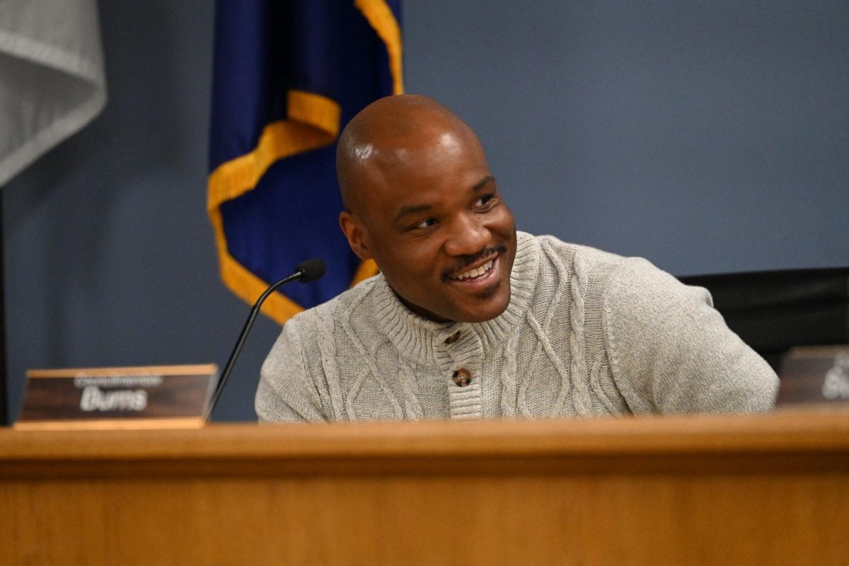 Ald. Bobby Burns (5th) speaks at the City Council meeting Monday.