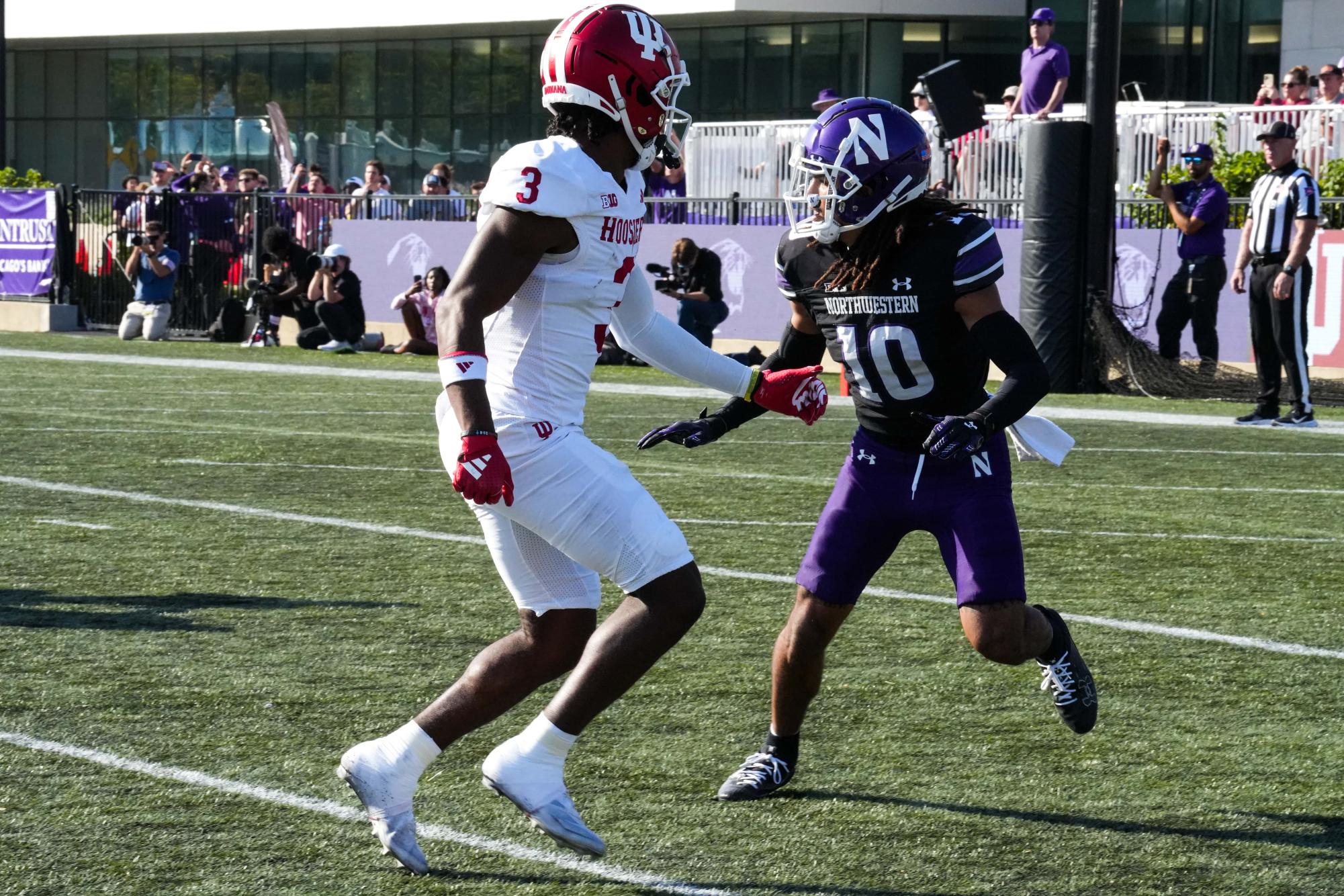 Northwestern football’s Theran Johnson steps up as leader