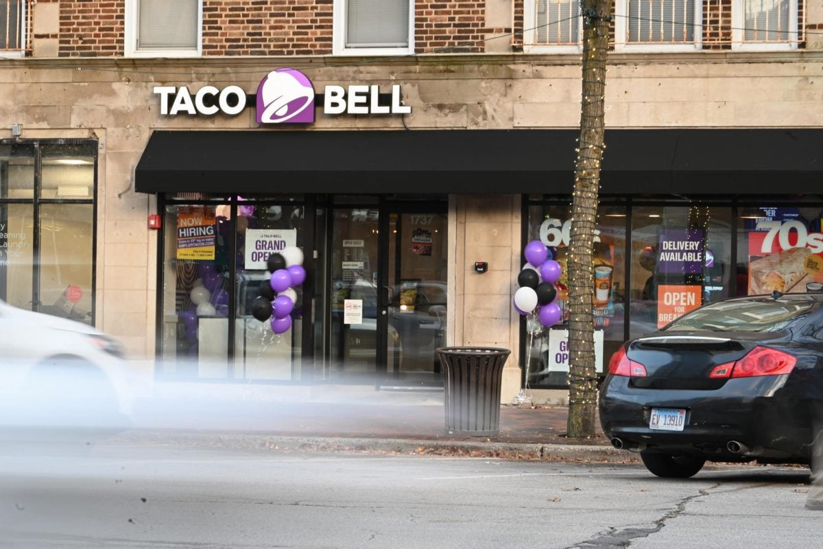  Taco Bell returned to downtown Evanston with a grand opening Friday in its new Sherman Avenue digs.
