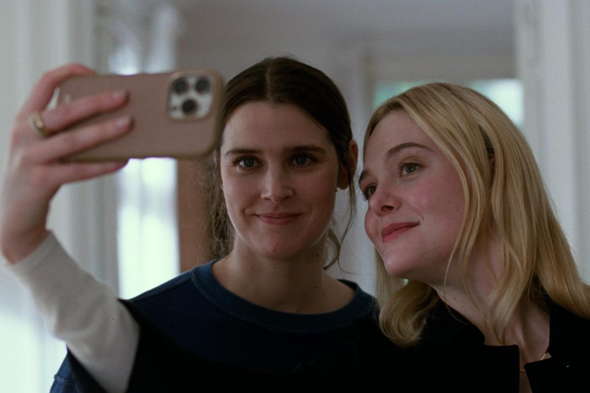 Elle Fanning’s Rachel takes a selfie with Inga Ibsdotter Lilleaas’s Agnes in “Sentimental Value.”