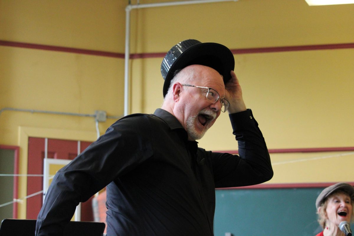 An NU theatre practicum that pairs a cohort of undergraduates with “vintage actors” is set to perform “Singin’ in the Rain SR.” this Sunday.